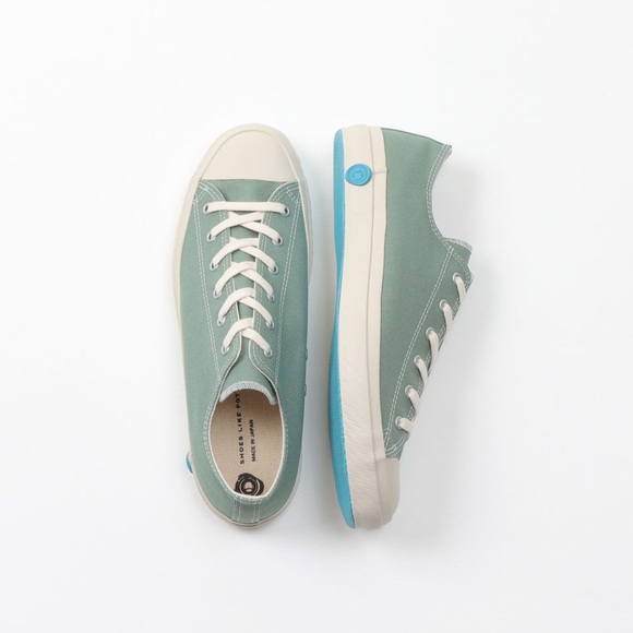 LIKE NEW Shoes Like Pottery sneakers - Picture 1 of 14